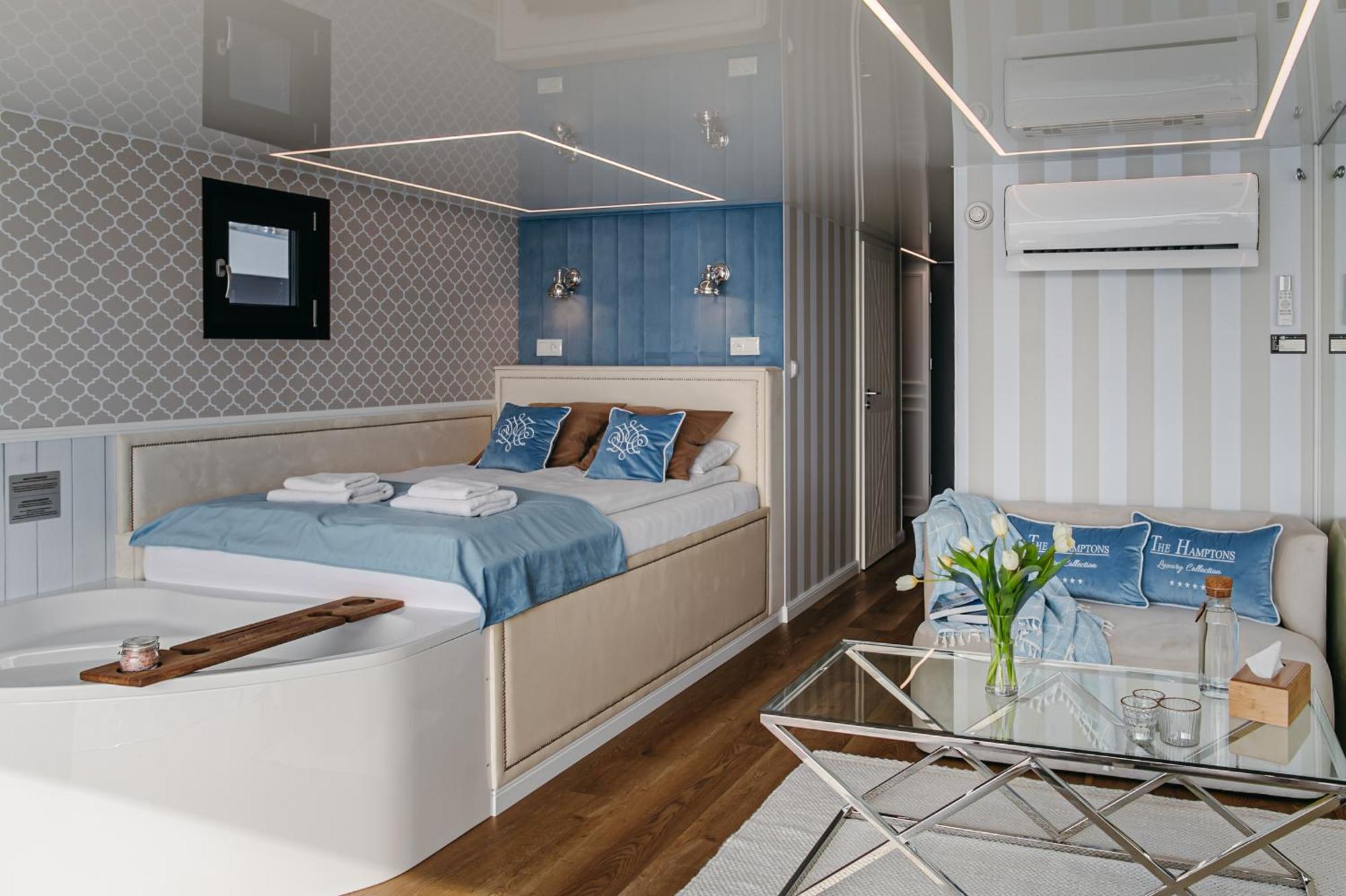 Grand Ht Houseboats - Domki Na Wodzie - Sauna, Jacuzzi, Kominek Mielno  Chambre photo