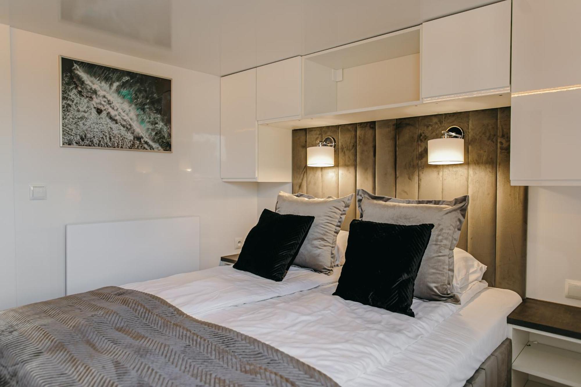 Grand Ht Houseboats - Domki Na Wodzie - Sauna, Jacuzzi, Kominek Mielno  Chambre photo